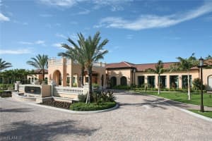 985 Sandpiper St, Naples, FL 34102, Sold 04/25/22