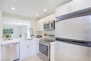 114 Bobolink Way, Naples, FL 34105, Sold 05/31/22