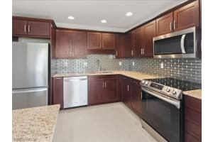 1860 Bald Eagle Dr, Naples, FL 34105, Sold 04/05/22