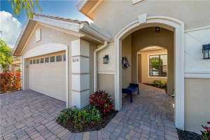 8241 Venetian Pointe Dr, Fort Myers, FL 33908, Sold 04/01/22