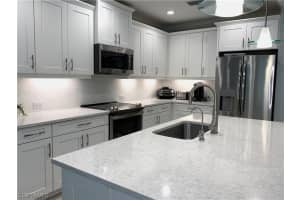 6947 Avalon Cir, Naples, FL 34112, Sold 03/18/22