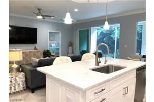 6947 Avalon Cir, Naples, FL 34112, Sold 03/18/22