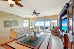 275 Indies Way, Naples, FL 34110, Sold 03/02/22