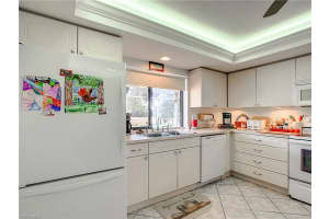 2098 Lochmoor Cir, North Fort Myers, FL 33903, Sold 05/23/22