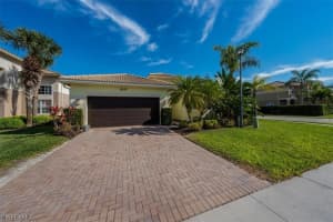 6827 Del Mar Terrace, Naples, FL 34105, Sold 03/31/22