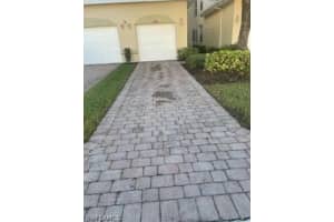 5581 Berkshire Dr APT 103, Fort Myers, FL 33912, Sold 04/26/22