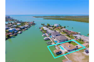 160 W Pago Pago Dr, Naples, FL 34113, Sold 04/18/22