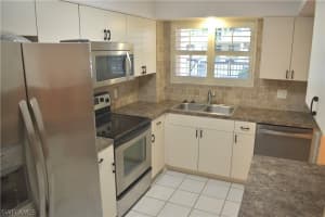 2121 Collier Ave APT 103, Fort Myers, FL 33901, Sold 04/01/22