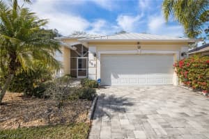 302 Stanhope Cir, Naples, FL 34104, Sold 04/04/22