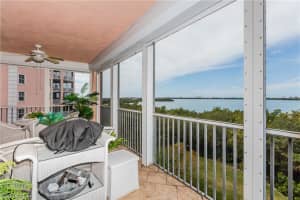 269 Vintage Bay Dr, Marco Island, FL 34145, Sold 04/15/22