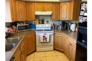 5635 Rattlesnake Hammock Rd, Naples, FL 34113, Sold 05/02/22