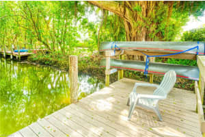 601 Periwinkle Way c5, Sanibel, FL 33957, Sold 03/30/22