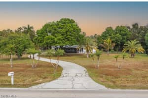 6721 Briarcliff Rd, Fort Myers, FL 33912, Sold 06/03/22