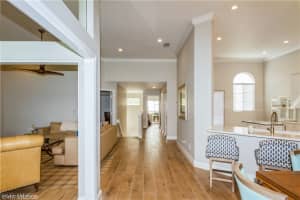 2571 Citrus Lake Dr, Naples, FL 34109, Sold 03/25/22