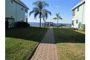 3225 E Riverside Dr #55e, Fort Myers, FL 33916, Sold 05/11/22