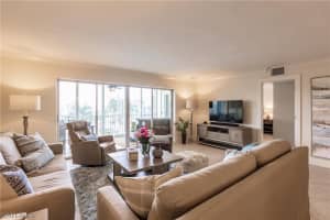 1011 Swallow Ave, Marco Island, FL 34145, Sold 04/28/22
