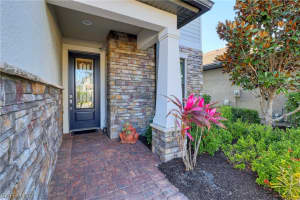 7217 Wilton Dr N, Naples, FL 34109, Sold 03/29/22