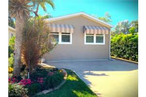 1642 Diamond Lake Cir, Naples, FL 34114, Sold 04/29/22