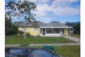 2663 Poinciana St, Naples, FL 34105, Sold 06/17/22