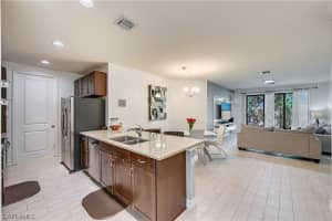 7883 Bristol Cir, Naples, FL 34120, Sold 03/28/22