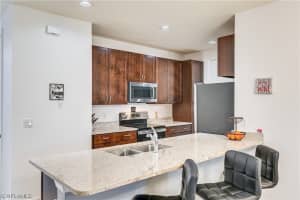7883 Bristol Cir, Naples, FL 34120, Sold 03/28/22