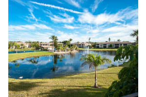 16007 Davis Rd APT 323, Fort Myers, FL 33908, Sold 04/28/22