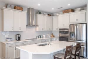 8545 Cache Dr, Sarasota, FL 34240, Sold 03/16/22