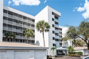 290 Naples Cove Dr, Naples, FL 34110, Sold 04/18/22