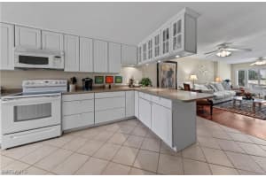 2264 Winkler Ave, Fort Myers, FL 33901, Sold 03/03/22