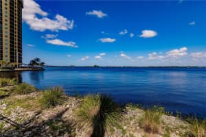2825 Palm Beach Blvd APT 313, Fort Myers, FL 33916, Sold 03/23/22