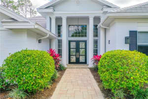 2274 Hawksridge Dr, Naples, FL 34105, Sold 04/04/22