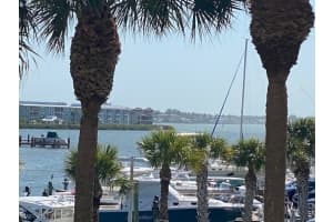 805 River Point Dr, Naples, FL 34102, Sold 03/24/22