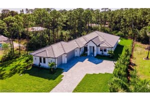 9530 Strike Ln, Bonita Springs, FL 34135, Sold 05/05/22
