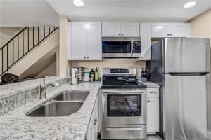 3328 Ottawa Cir, Fort Myers, FL 33907, Sold 03/23/22