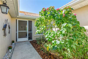 347 Emerald Bay Cir, Naples, FL 34110, Sold 05/31/22