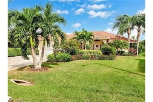 1020 Moon Lake Dr, Naples, FL 34104, Sold 02/22/22
