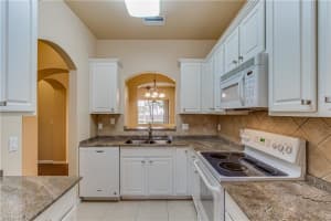 7880 Lake Sawgrass Loop Apt 5213, Fort Myers, FL 33907, Sold 05/12/22