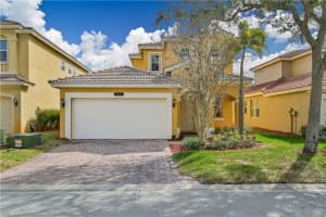 20609 E Golden Elm Dr, Estero, FL 33928, Sold 05/18/22