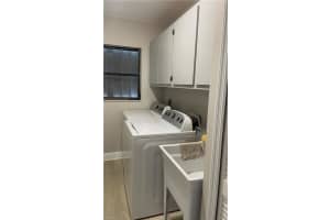 11883 King James Ct, Cape Coral, FL 33991, Sold 05/05/22