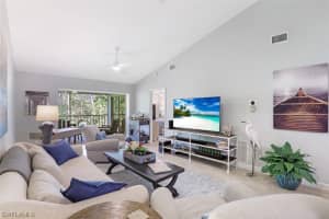 773 Wiggins Lake Dr, Naples, FL 34110, Sold 05/19/22