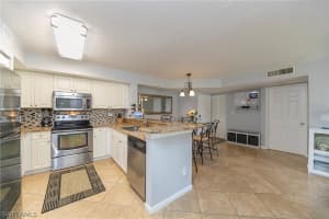 1265 Wildwood Lakes Blvd 3 103, Naples, FL 34104, Sold 03/29/22
