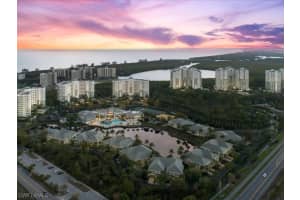 295 Grande Way, Naples, FL 34110, Sold 04/30/22