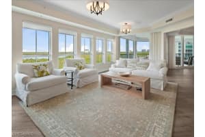 295 Grande Way, Naples, FL 34110, Sold 04/30/22