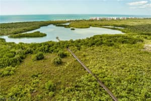 270 Naples Cove Dr, Naples, FL 34110, Sold 05/03/22