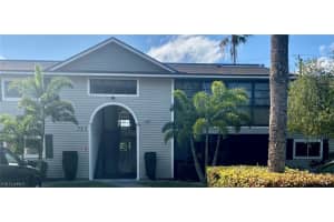 8101 S Woods Cir UNIT 11, Fort Myers, FL 33919, Sold 04/15/22