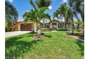 2224 SE 18th Ave, Cape Coral, FL 33990, Sold 04/08/22