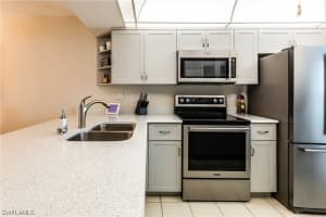 688 W Elkcam Cir, Marco Island, FL 34145, Sold 04/01/22