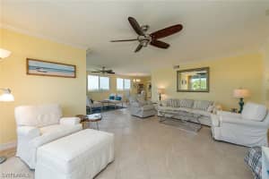 15191 Cedarwood Ln, Naples, FL 34110, Sold 06/03/22