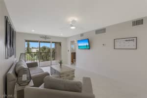 1004 Manatee Rd, Naples, FL 34114, Sold 03/31/22