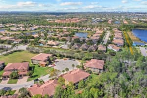1256 Carpazi Ct, Naples, FL 34105, Sold 04/04/22